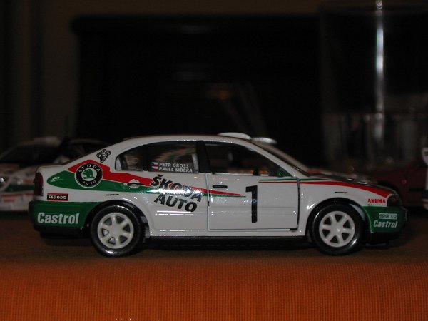 kitcar_right